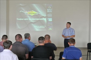 seminar-dlya-dilerov-v-g-alchevsk-na-zavode7